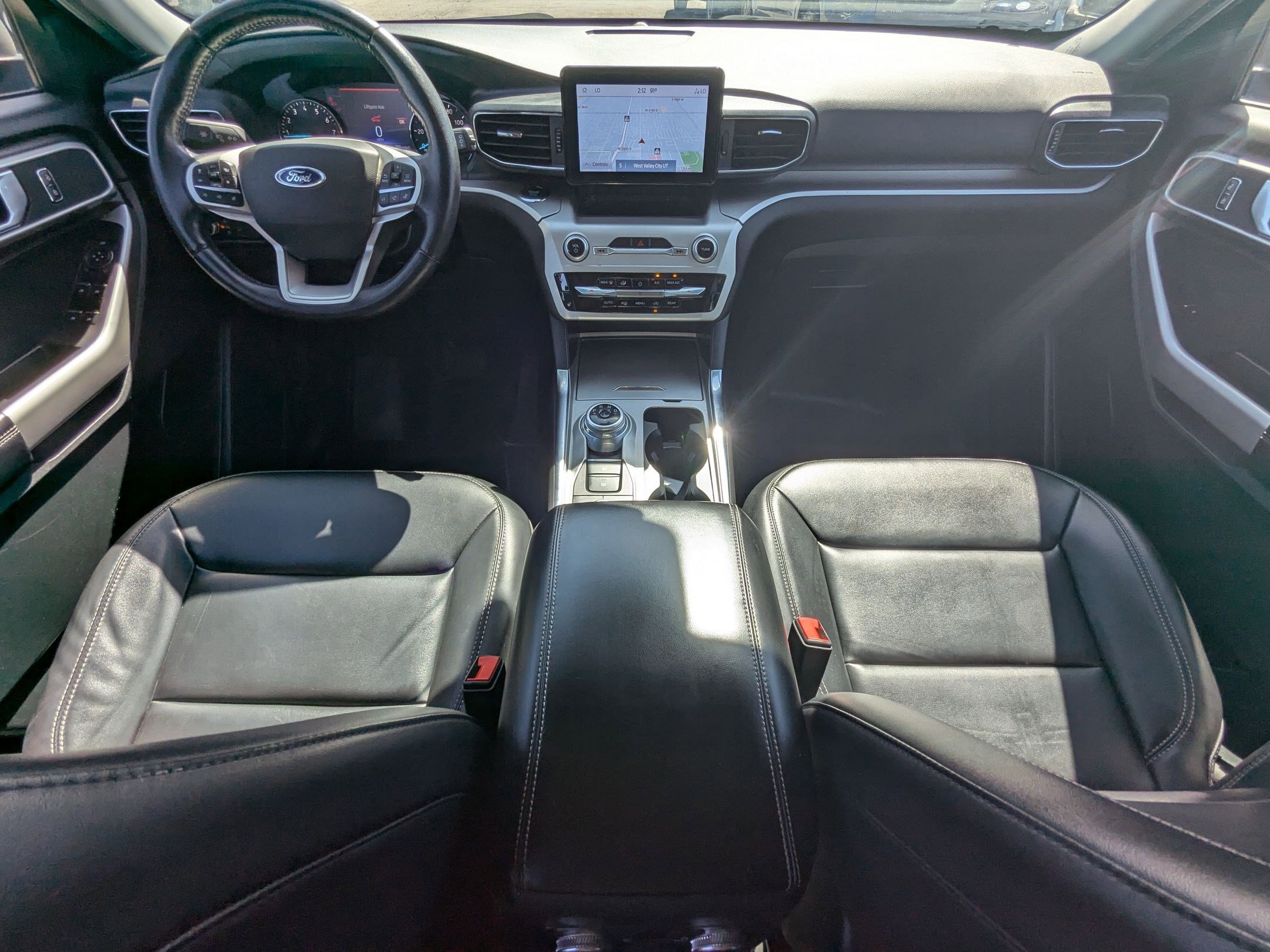 2022 Ford Explorer XLT photo 22