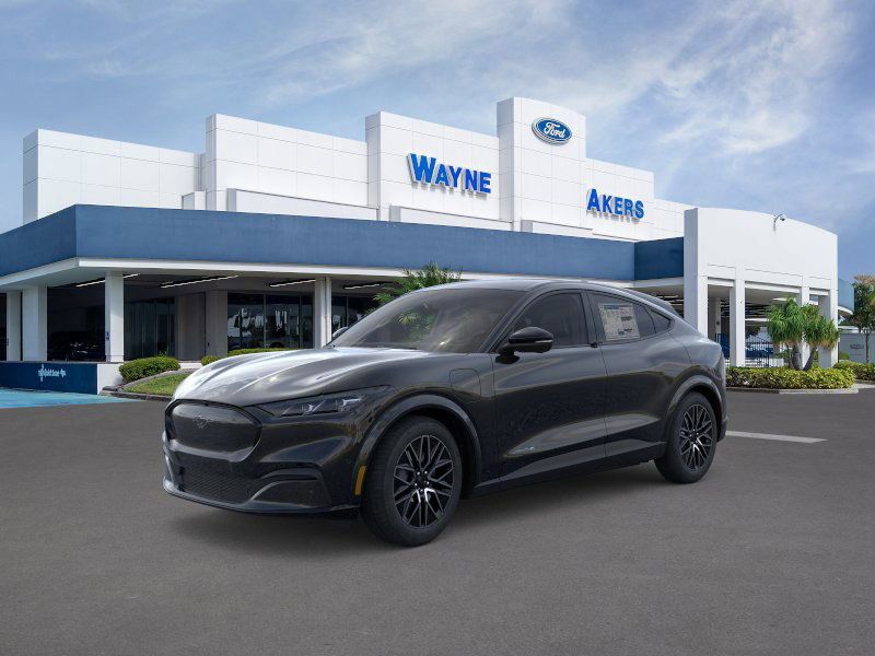 2025 Ford Mustang Mach-E Premium AWD