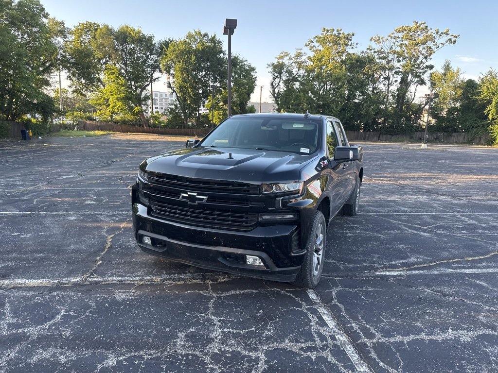Used 2020 Chevrolet Silverado 1500 RST with VIN 1GCRYEED6LZ325440 for sale in Kansas City