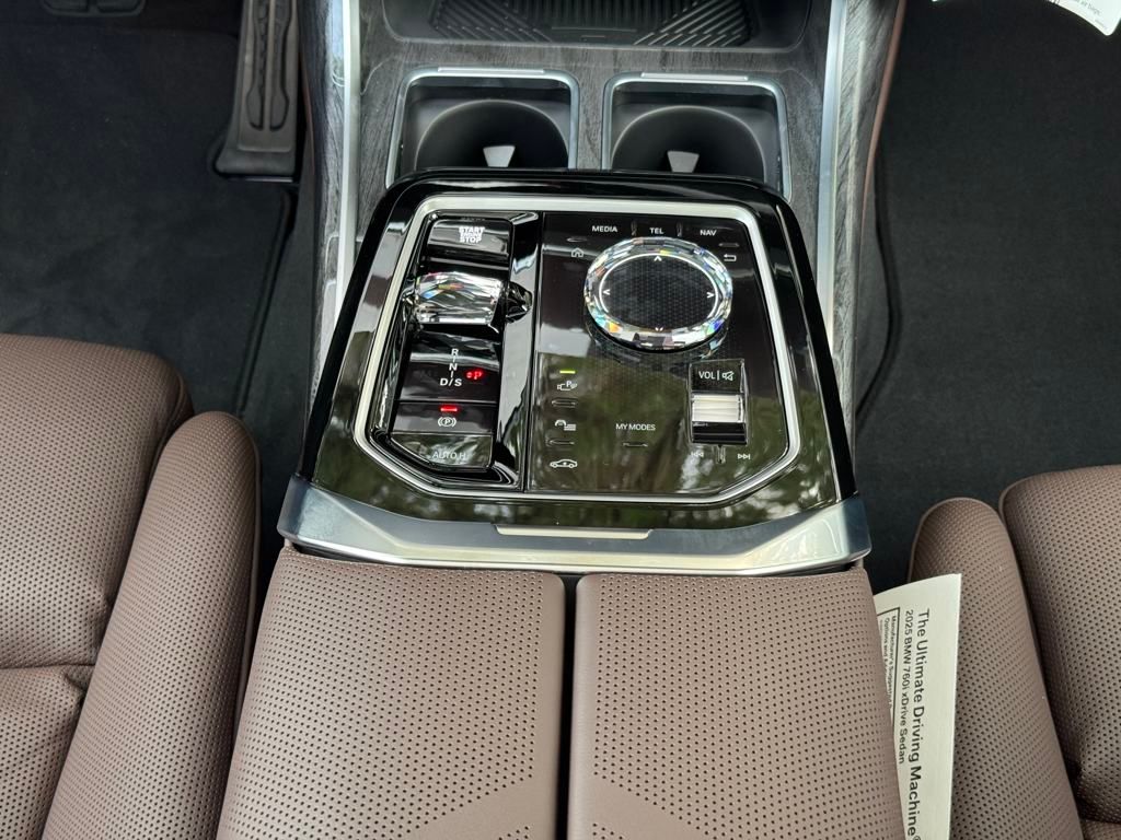 2025 Bmw 760i xDrive photo 19
