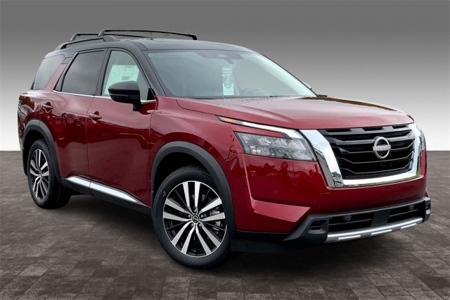 ダイナスフィア　Platinum New 2025 Nissan Pathfinder Platinum SUV in Albertville