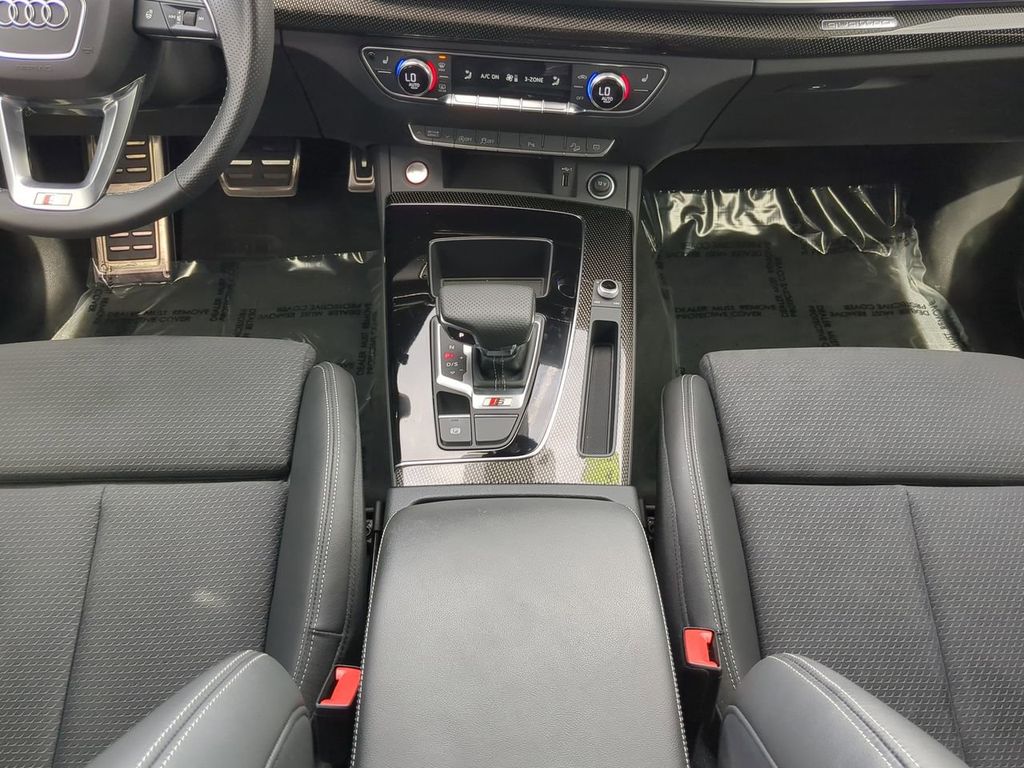 2024 Audi SQ5 Premium photo 18