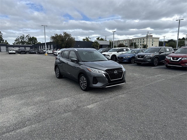 2024 Nissan Kicks SV photo 3