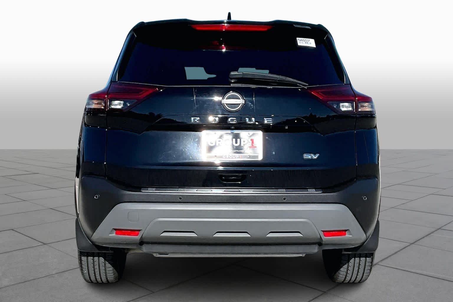 2023 Nissan Rogue SV photo 3