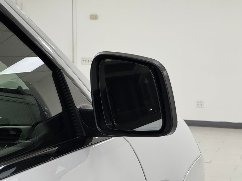 2018 Jeep Grand Cherokee High Altitude photo 35