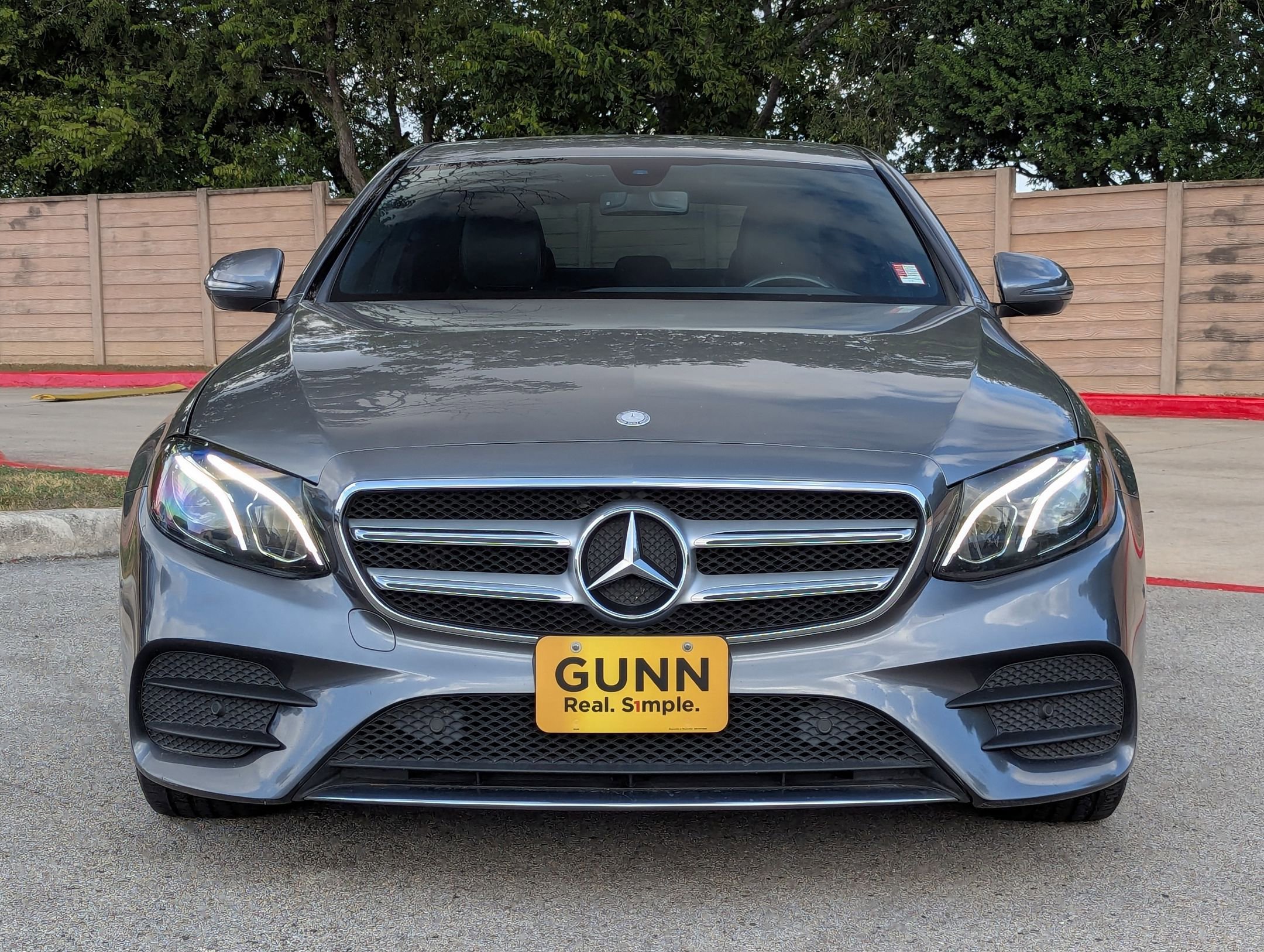 2017 Mercedes Benz E 300 Sport photo 9