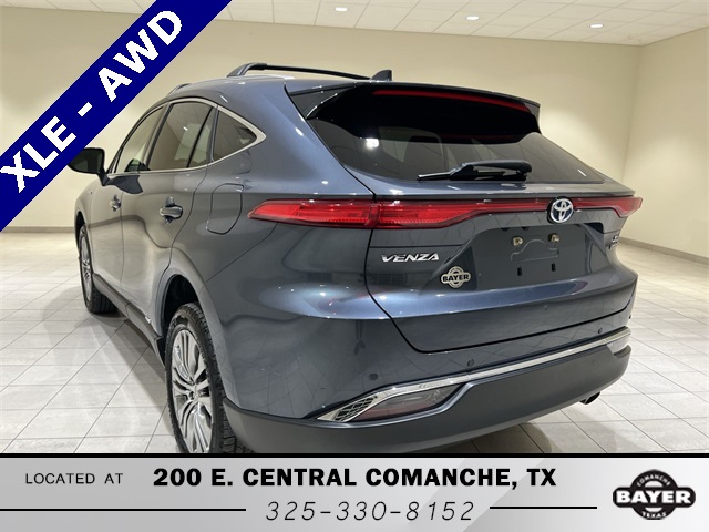 2021 Toyota Venza XLE photo 3