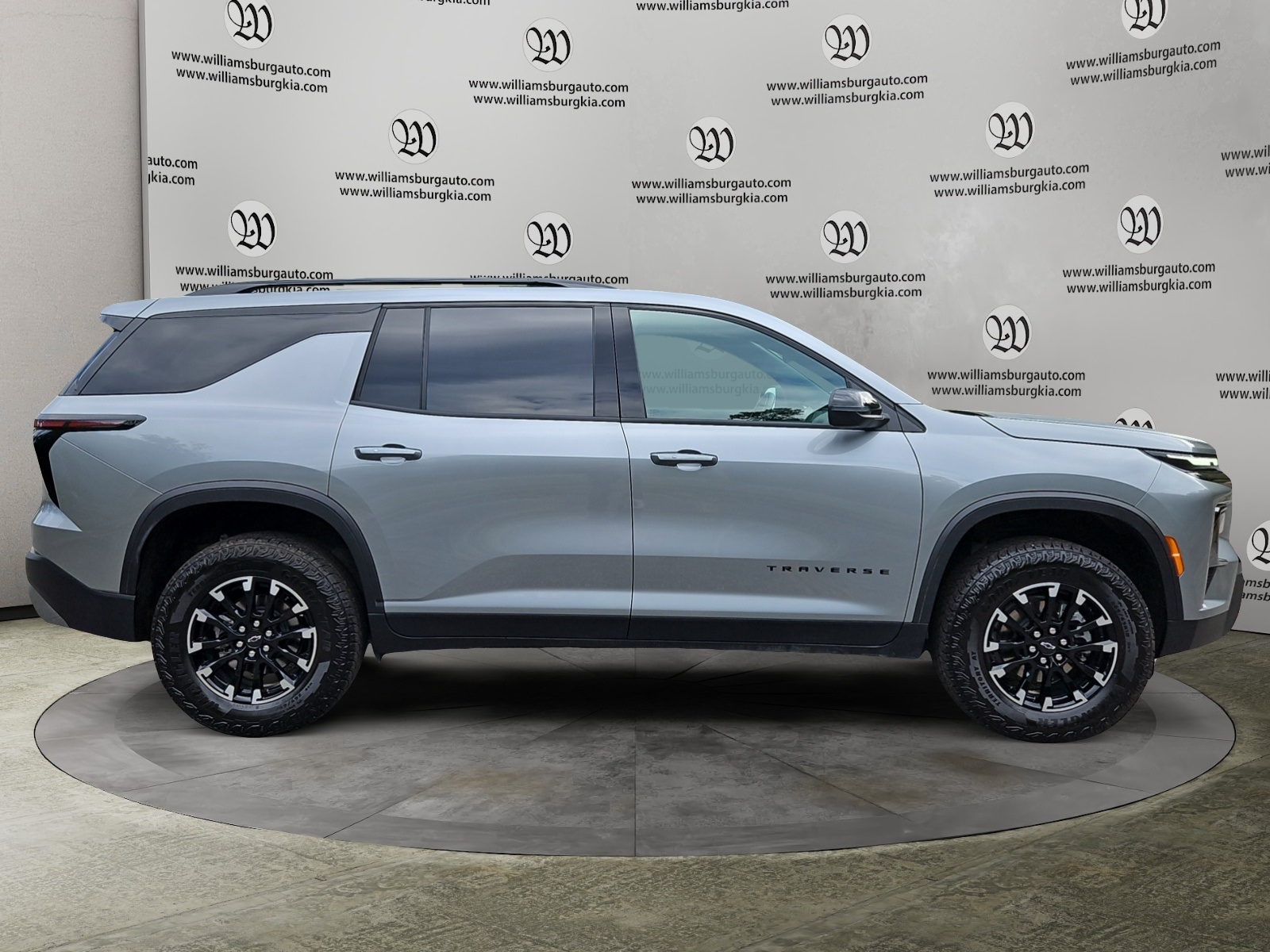 2025 Chevrolet Traverse Z71 photo 5