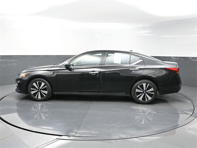 2022 Nissan Altima 2.5 SV photo 3