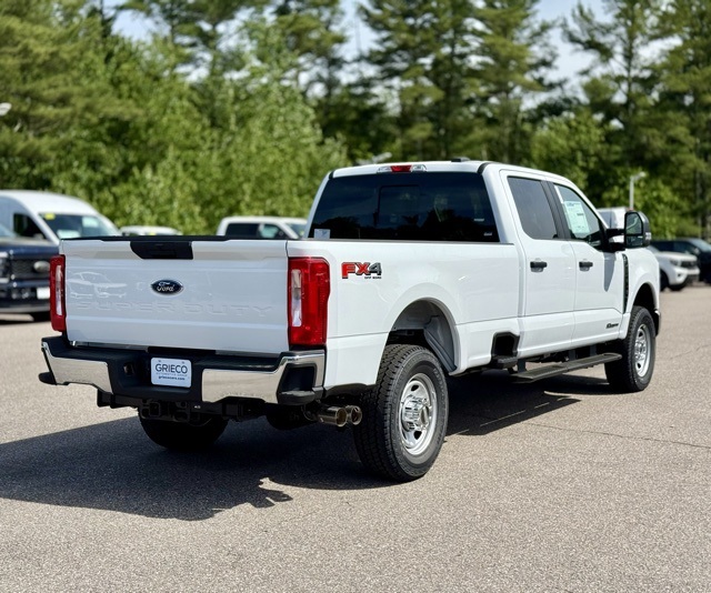 2025 Ford F-350 XL photo 4