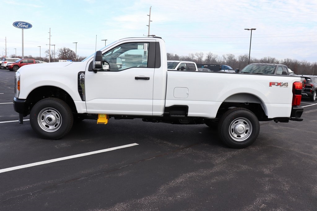 2026 Ford F-250 XL photo 4