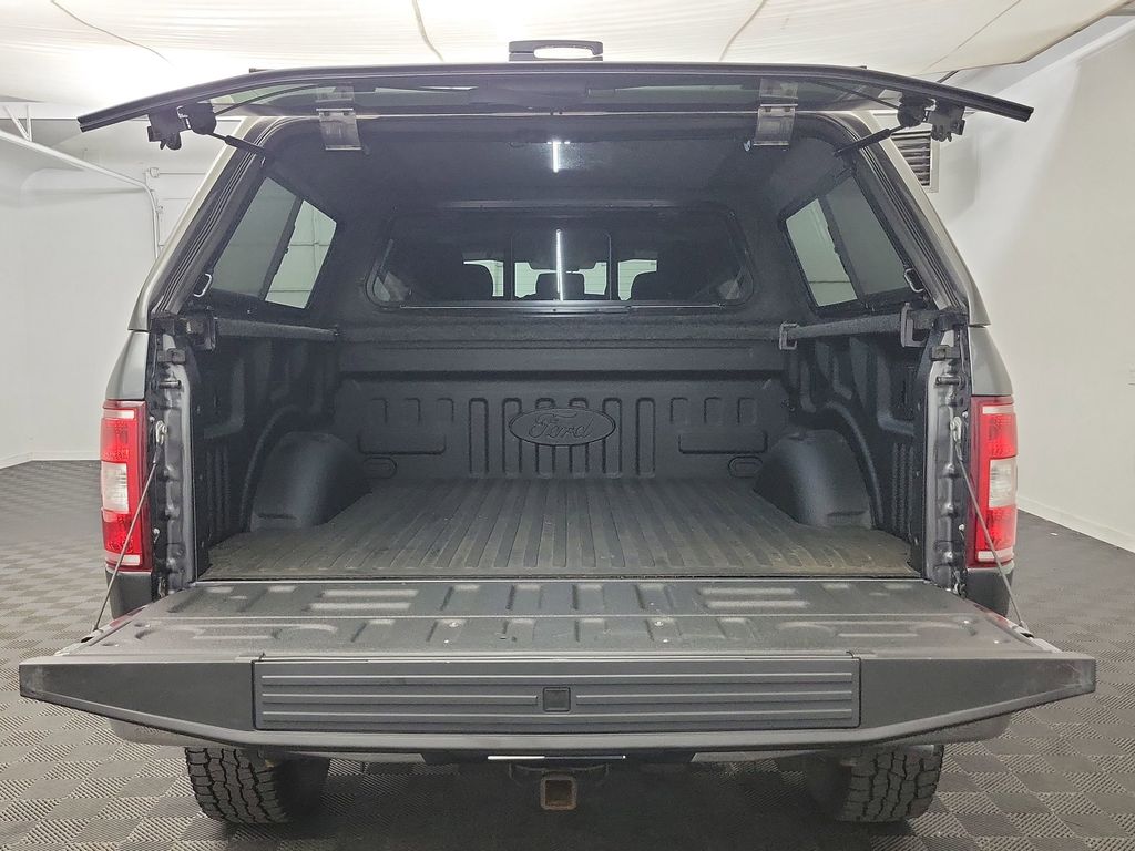 2019 Ford F-150 XLT photo 13
