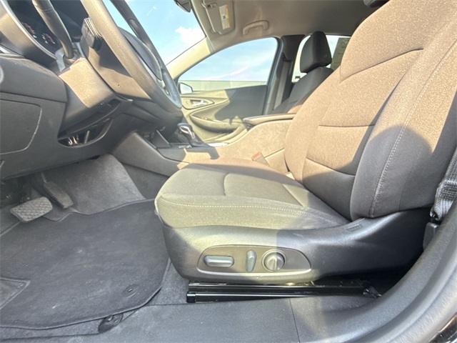 2022 Chevrolet Malibu 1LT photo 12
