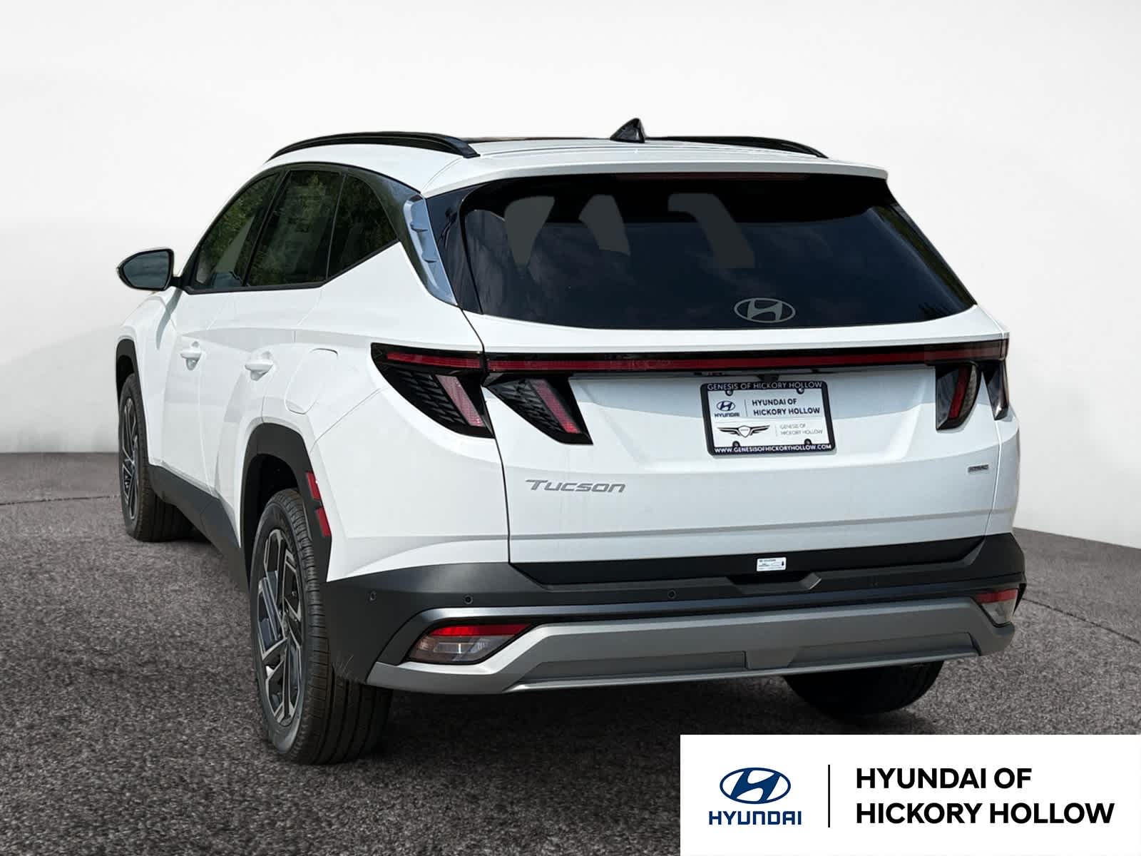 2025 Hyundai Tucson Limited photo 3