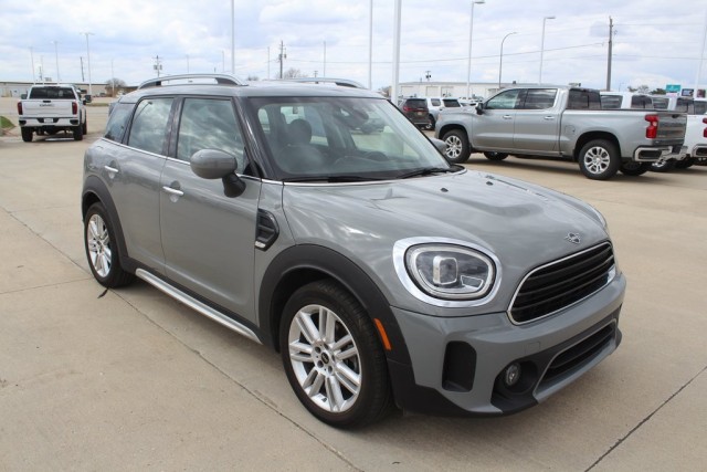 2022 MINI Countryman Base