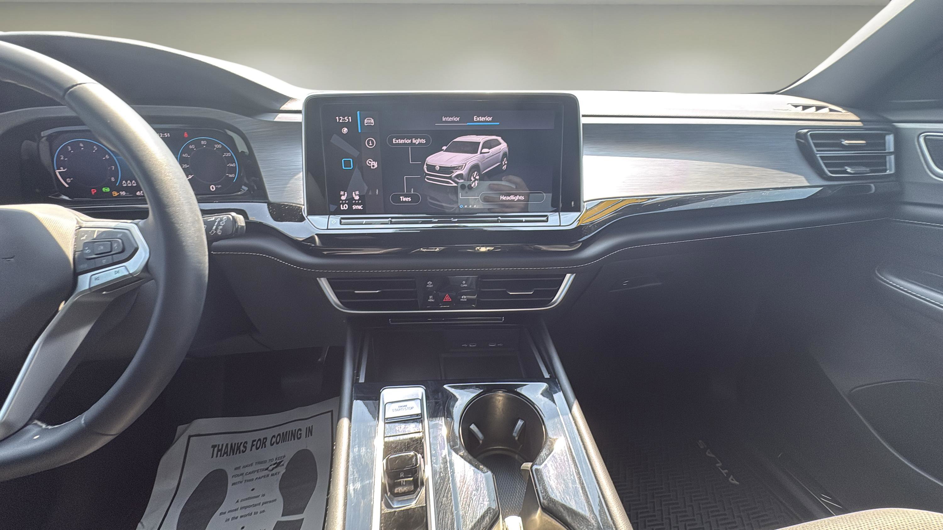 2024 Volkswagen Atlas Cross Sport SE Technology photo 10