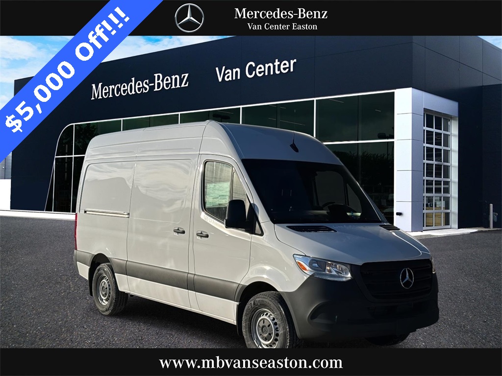 2025 Mercedes-Benz Sprinter Cargo Van Base's photo