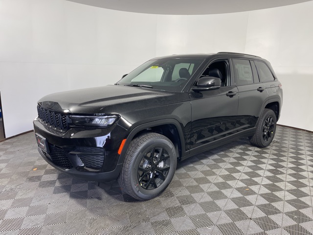 2025 Jeep Grand Cherokee Altitude X photo 3