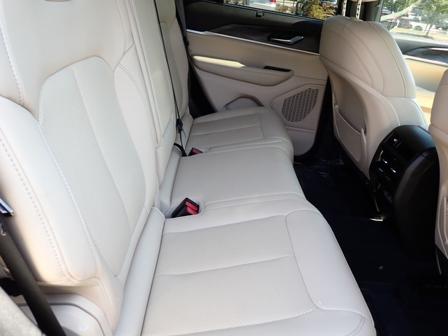 2023 Jeep Grand Cherokee Limited photo 14