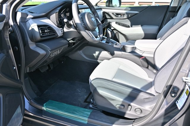 2025 Subaru Outback Premium photo 19