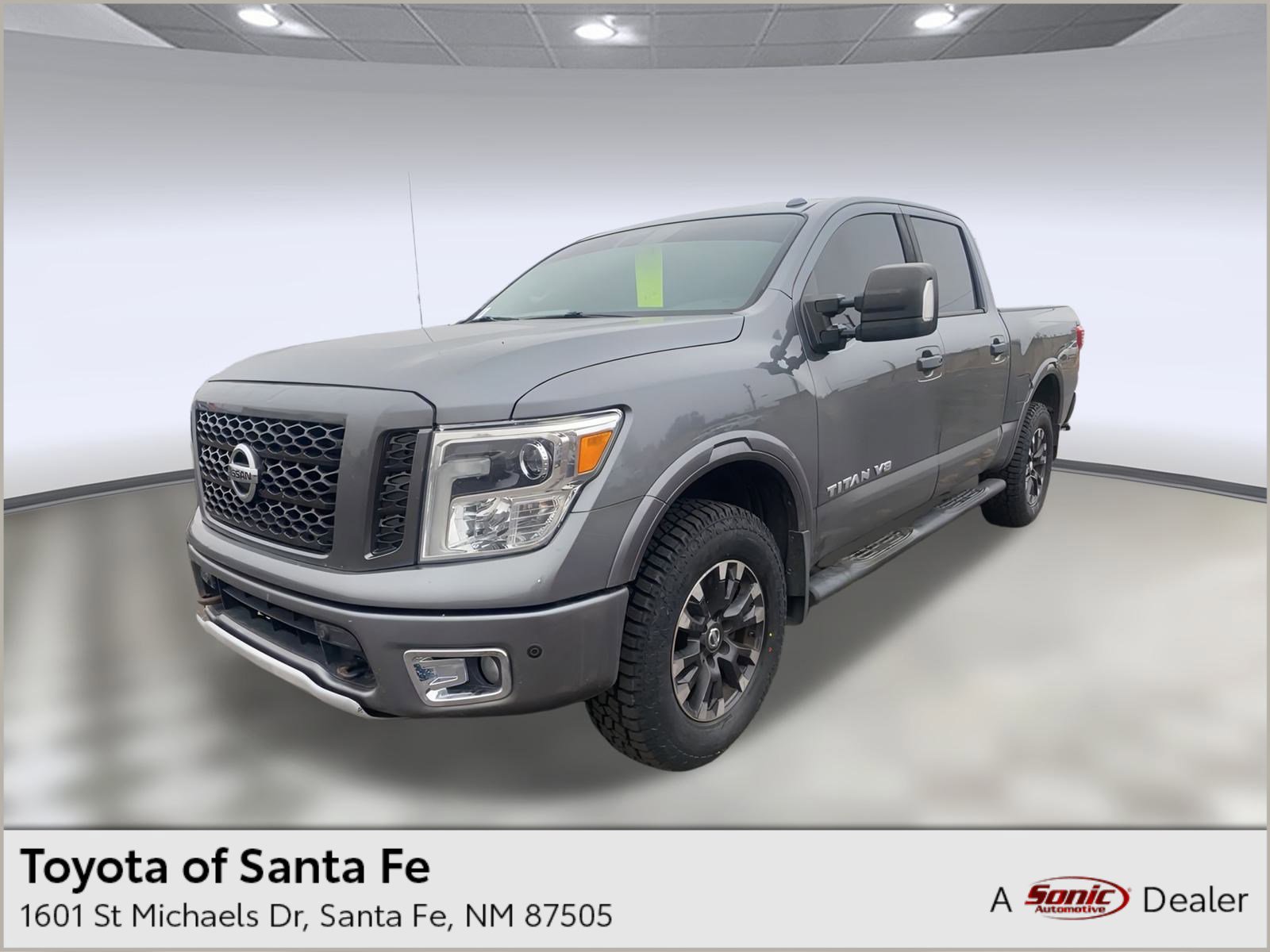 2018 Nissan Titan PRO-4X's photo