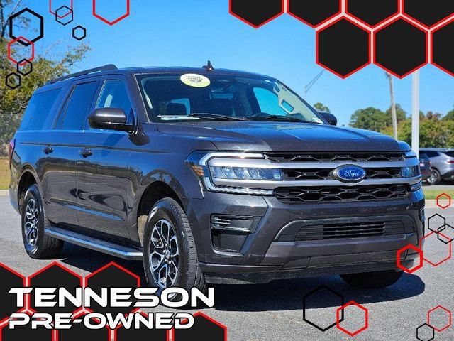 2023 Ford Expedition XLT's photo