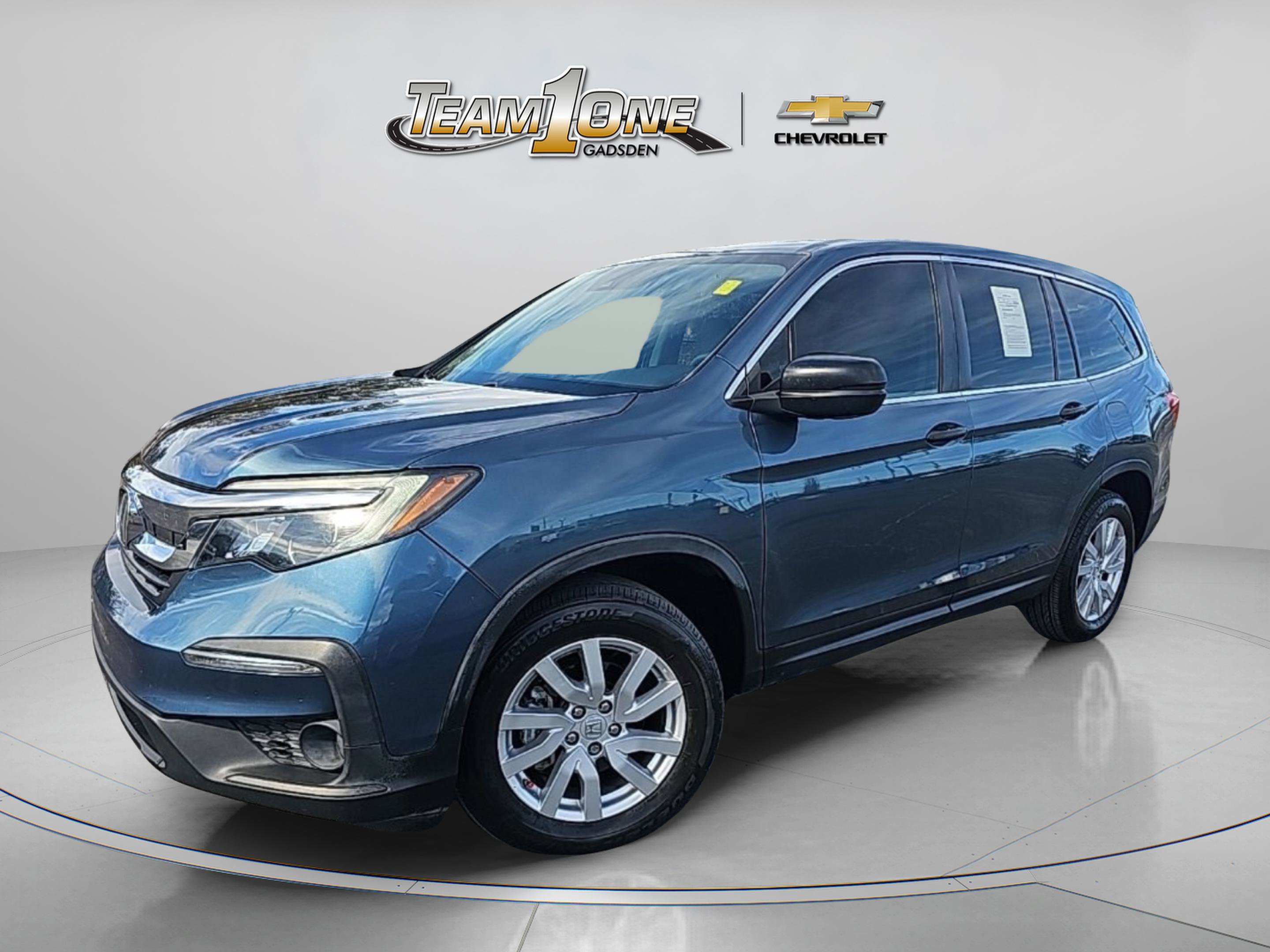 2019 Honda Pilot LX photo 3