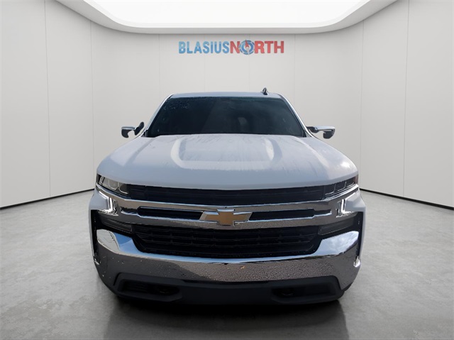 2022 Chevrolet Silverado 1500 LT photo 2