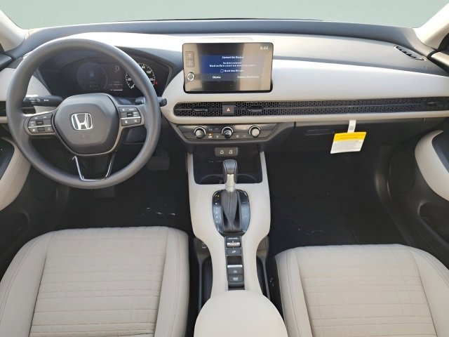 2026 Honda HR-V LX photo 17