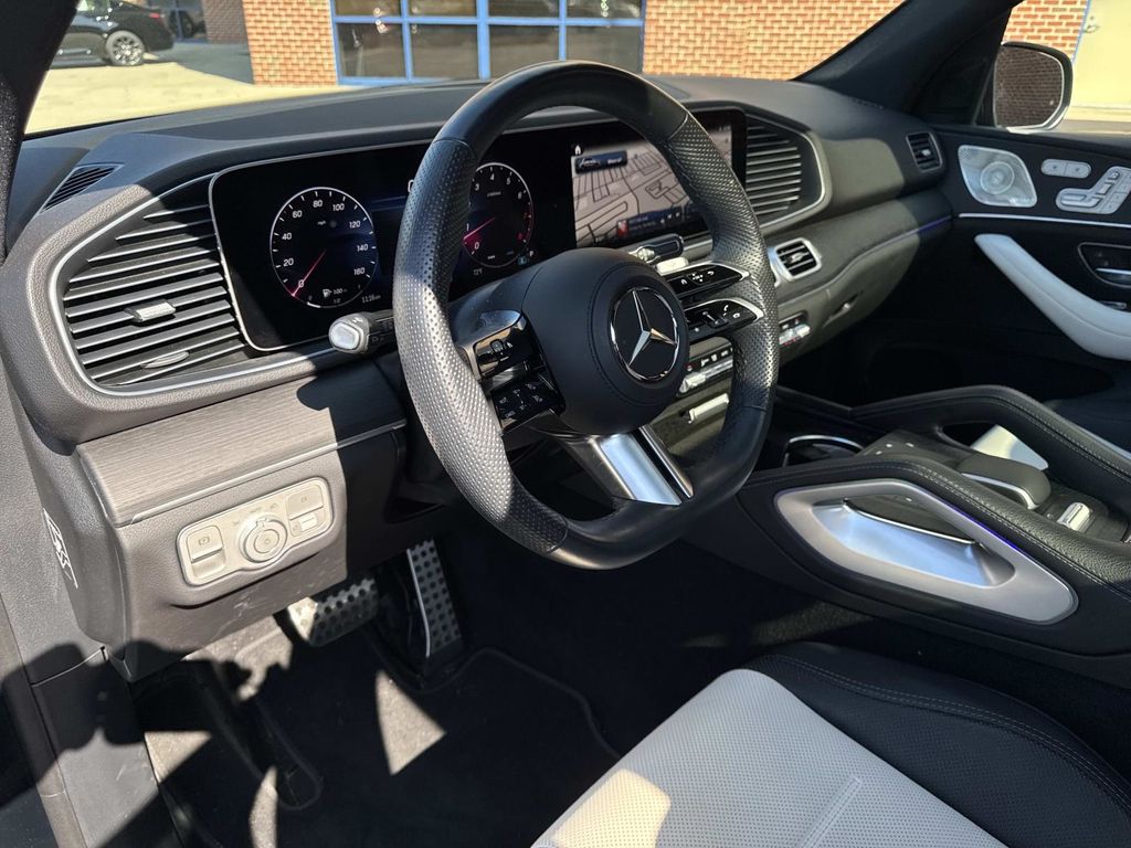 2024 Mercedes Benz GLE 580 4MATIC photo 16