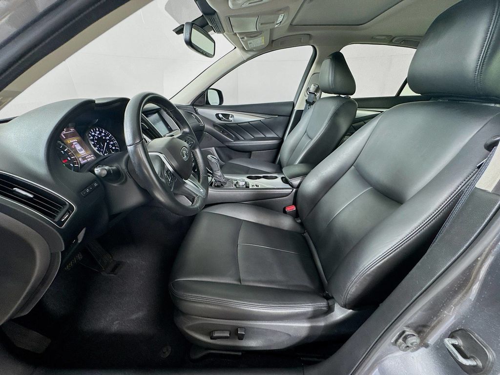 2020 Infiniti Q50 3.0t LUXE photo 23