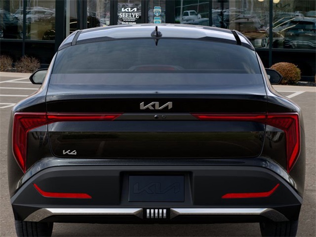 2025 Kia K4 LXS photo 13