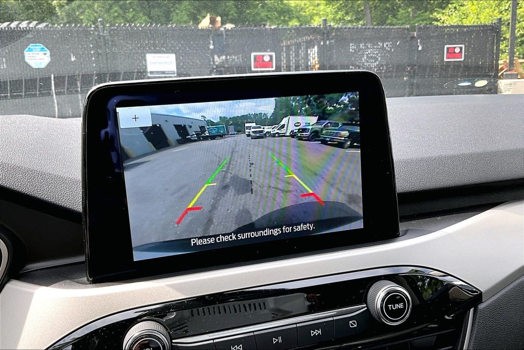 2021 Ford Escape SEL photo 25