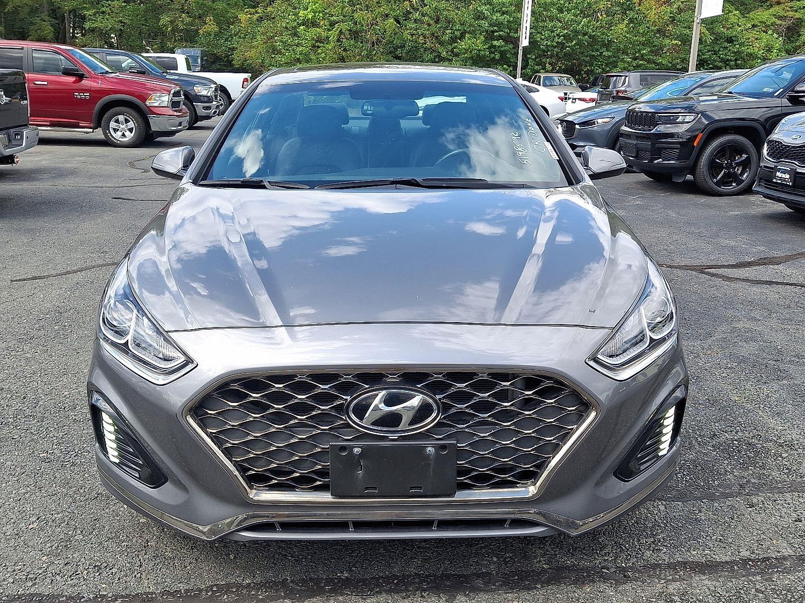 2018 Hyundai Sonata Sport photo 2