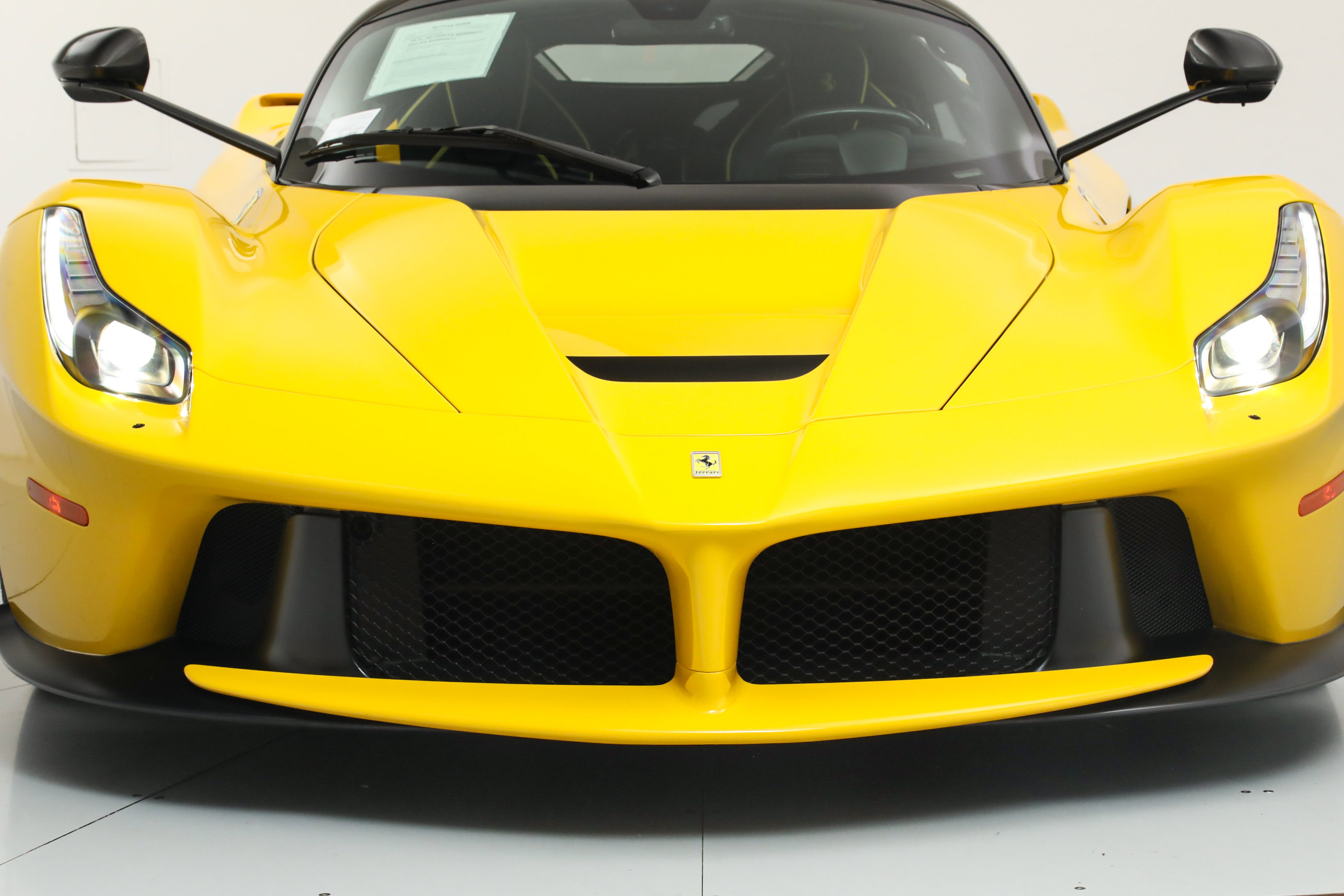 Certified Used 2014 Yellow Ferrari  image 33