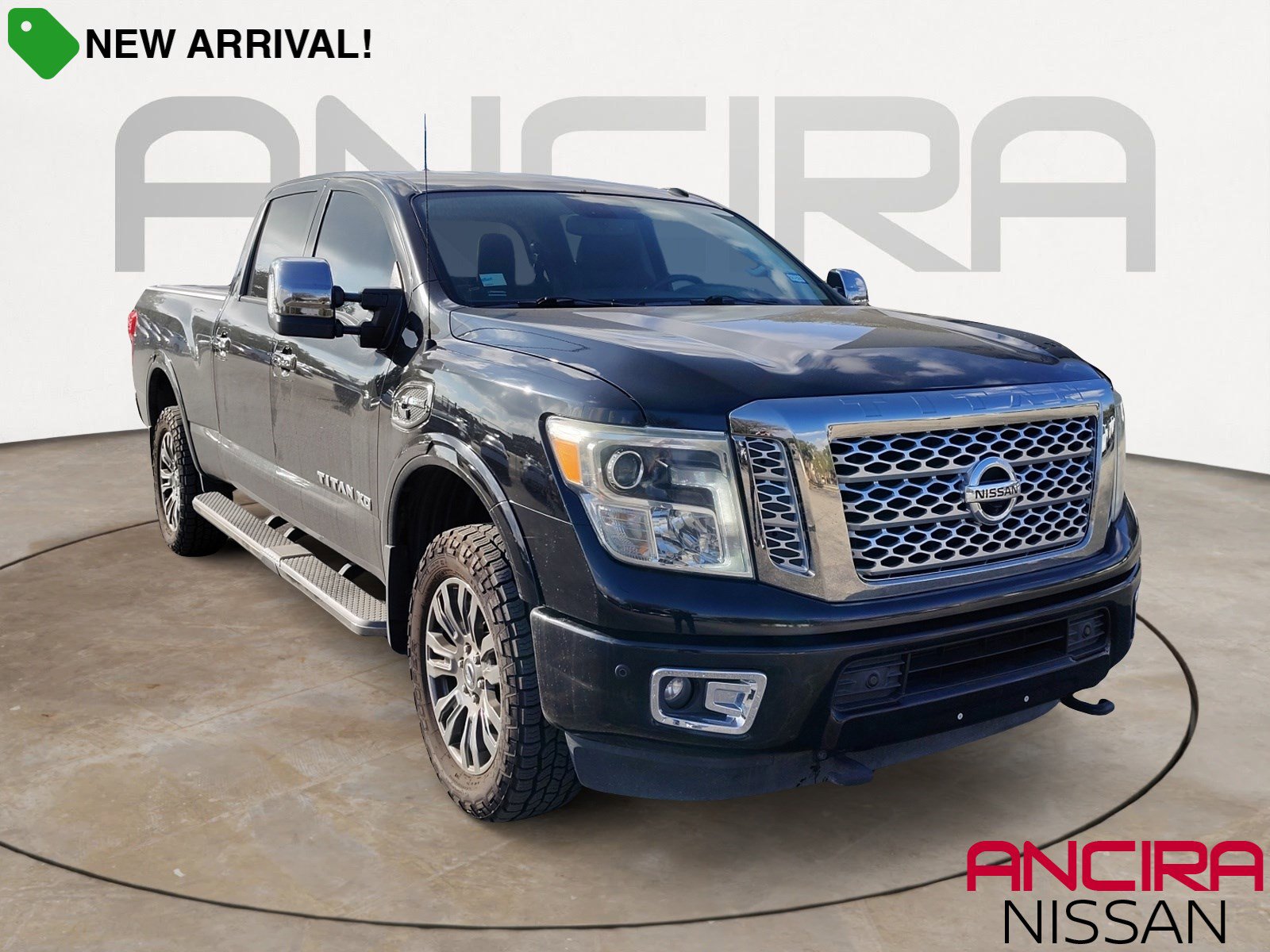 2016 Nissan Titan XD Platinum Reserve's photo