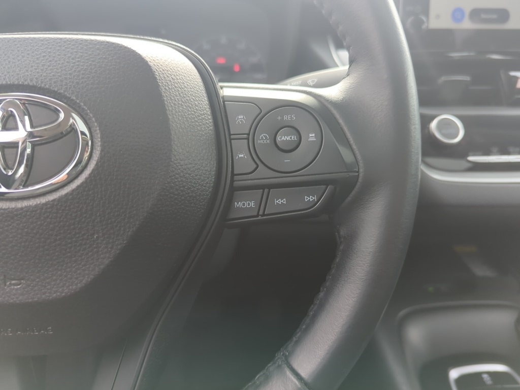 2024 Toyota Corolla LE photo 26