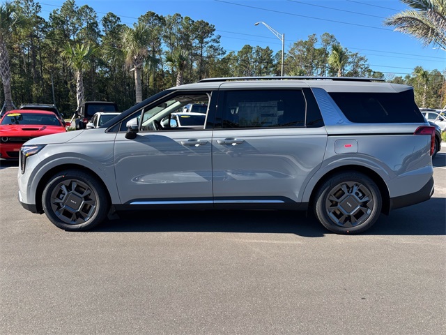 2026 Kia Carnival SX photo 2