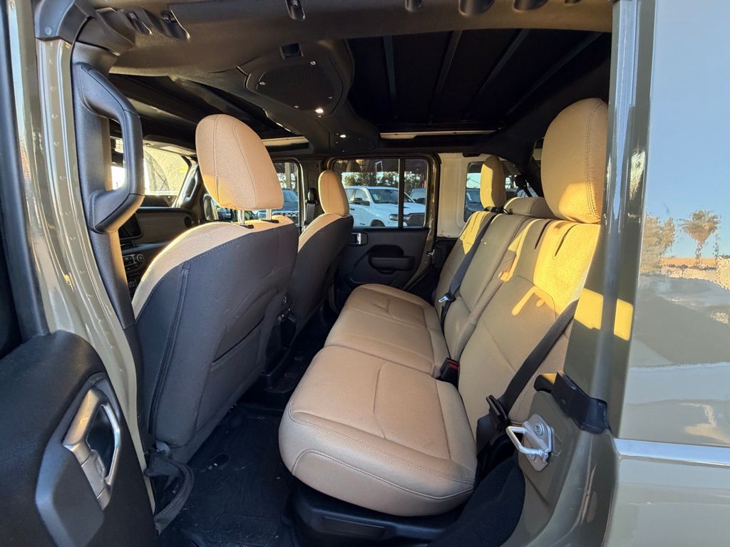 2025 Jeep Wrangler Willys 4xe photo 4