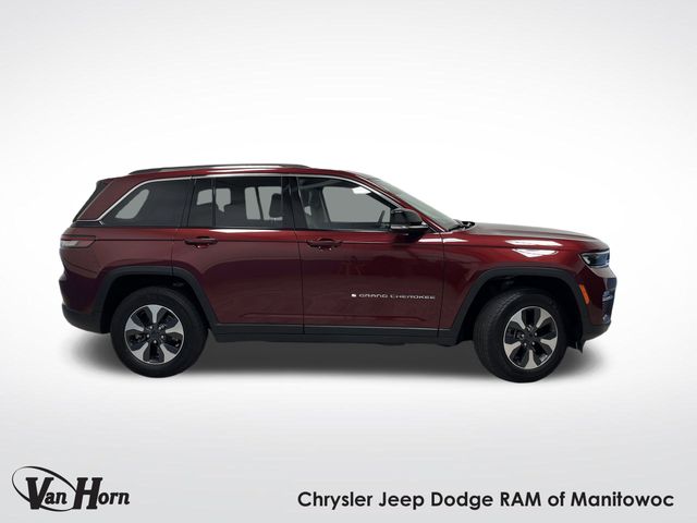 2023 Jeep Cherokee 4xe photo 2