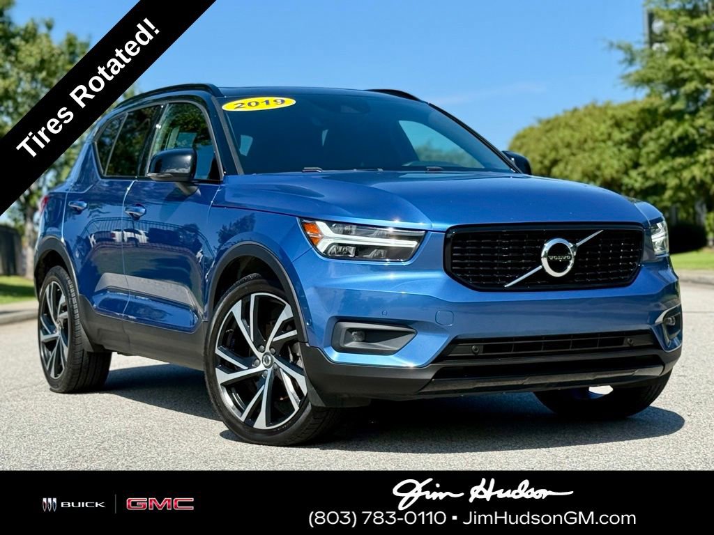 2019 Volvo XC40 R-Design