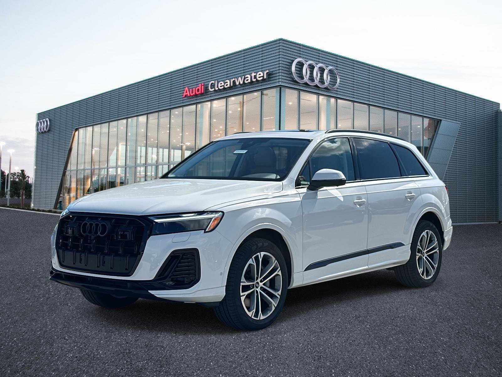 2026 Audi Q7 Premium's photo