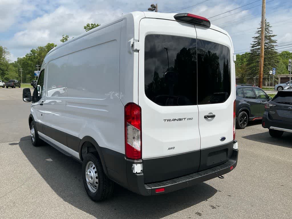 2025 Ford Transit Cargo Van photo 4