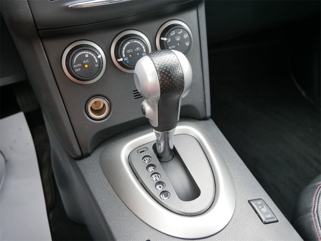 2013 Nissan Rogue SL photo 25