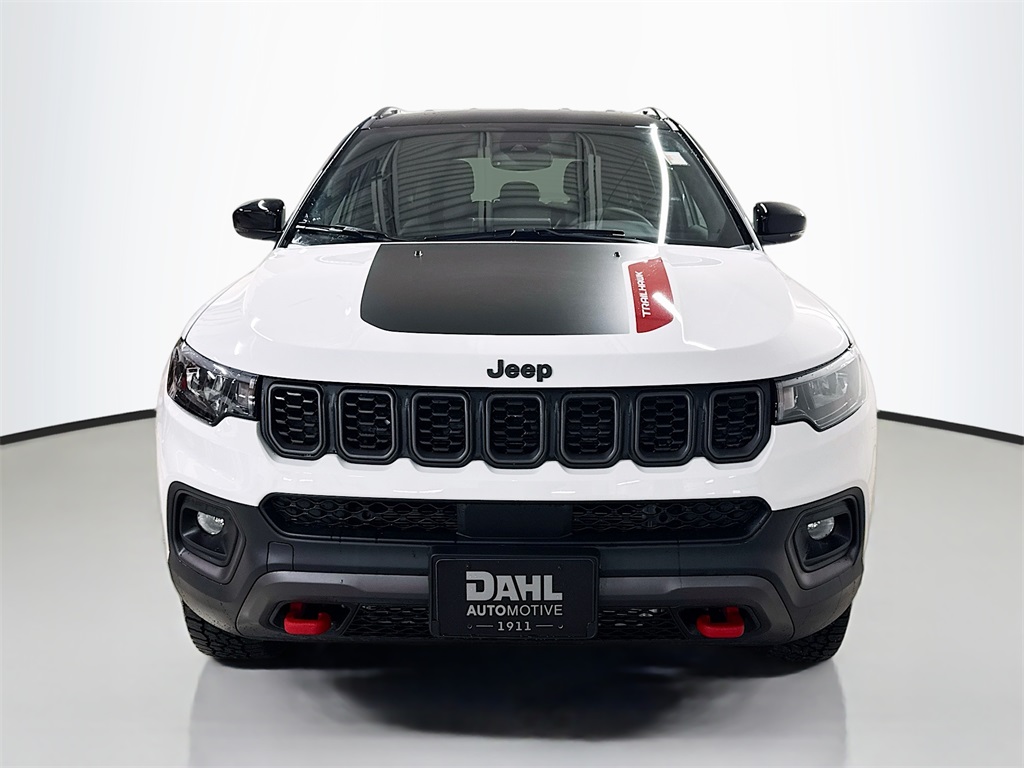 2026 Jeep Compass Trailhawk photo 2