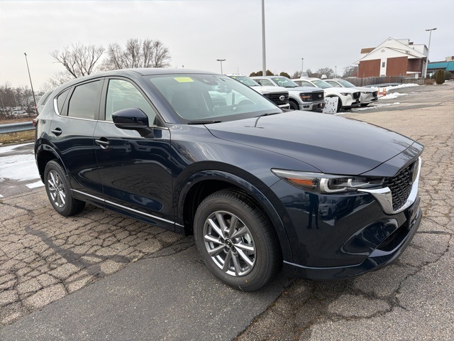 2025 Mazda CX-5 S Select Package's photo