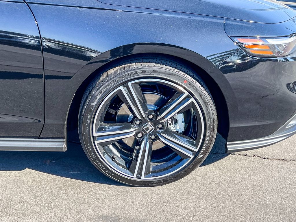 2025 Honda Accord Hybrid Sport photo 12
