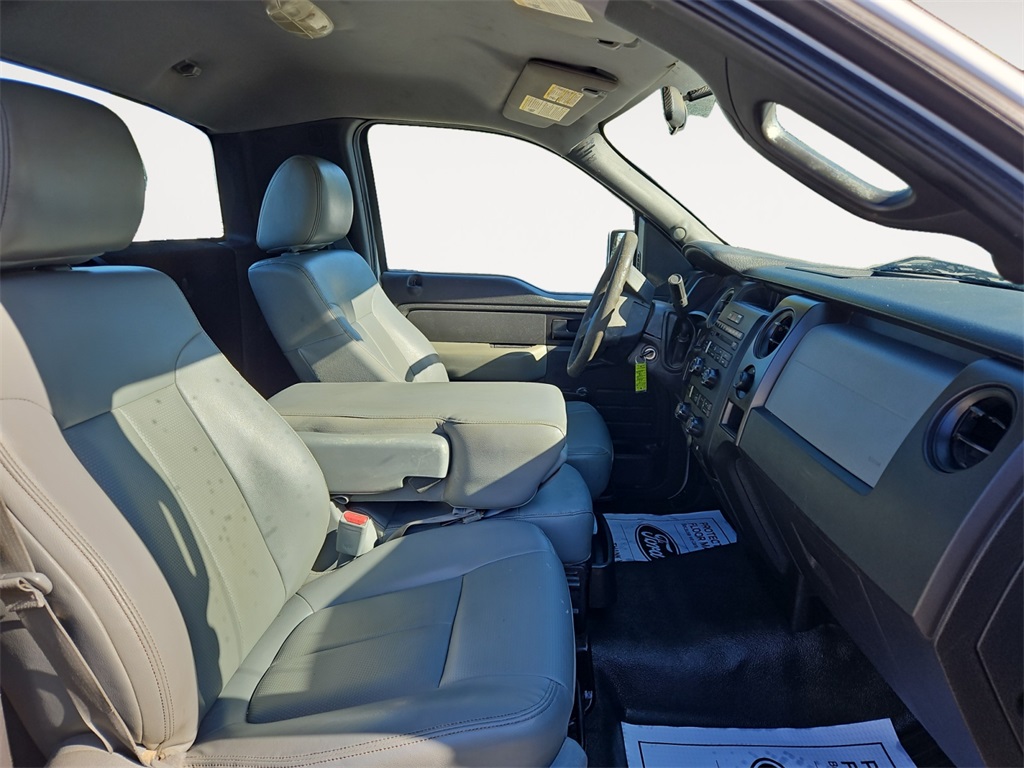 2013 Ford F-150 XL photo 15