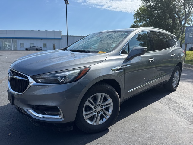 2018 Buick Enclave Essence photo 3