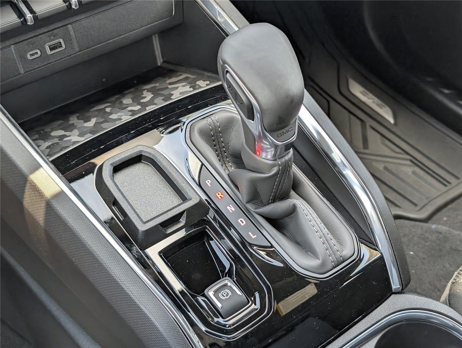 2025 Gmc Canyon Elevation photo 19